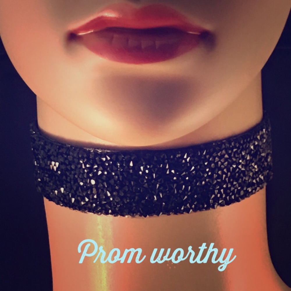💕👑PROM Is in the Air👑💕Swarovski Element Choker